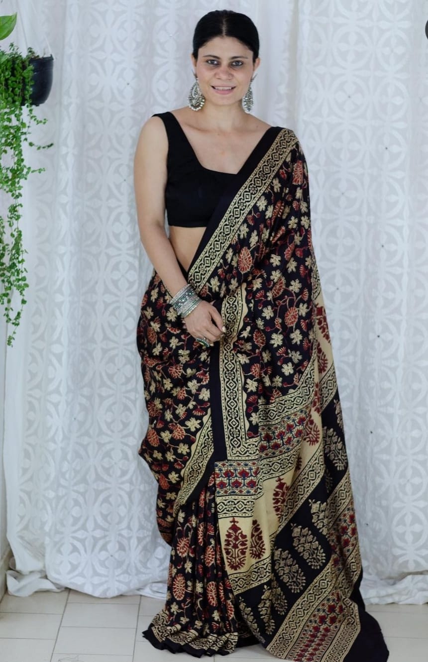 VK 4199 Imported  Cotton Printed Sarees Wholesale Shop In Surat 